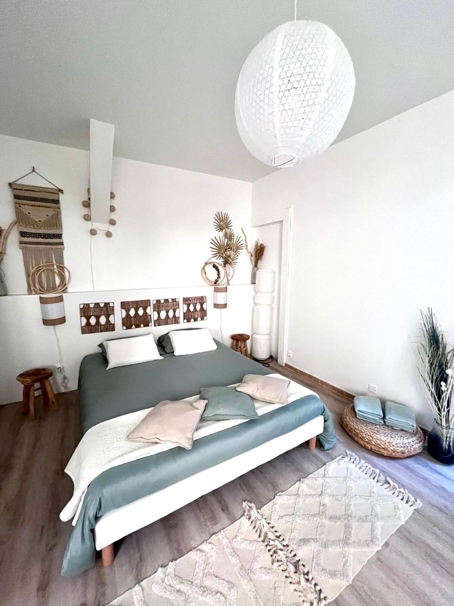Garden Spa-Hyper Centre Avec Cour-Calme-Sauna-Hamam Apartment Troyes Bagian luar foto